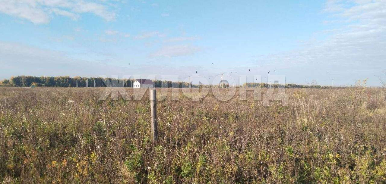 Продам земельный участок 1000 м.кв.