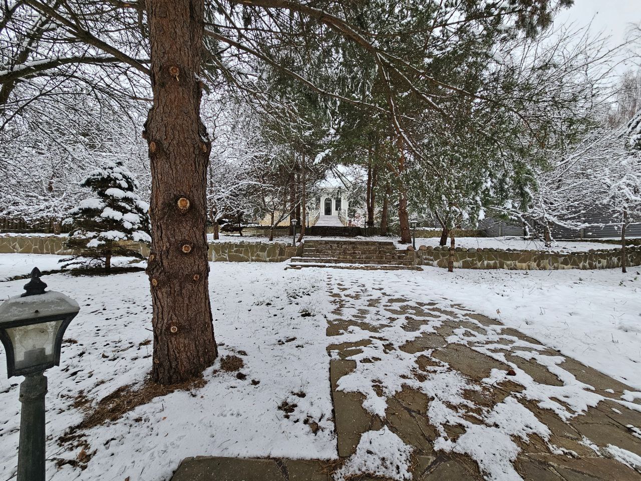 Продам земельный участок 2000 м.кв.