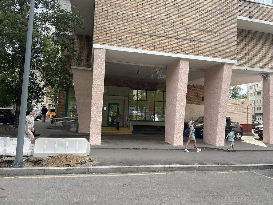 Фото: Торговое помещение 181.3 м2 в аренду test