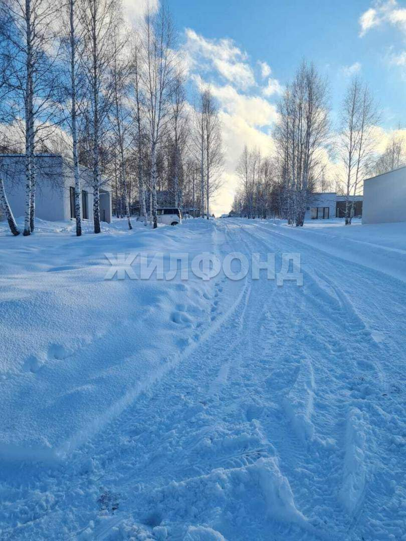 Продам земельный участок 746 м.кв.