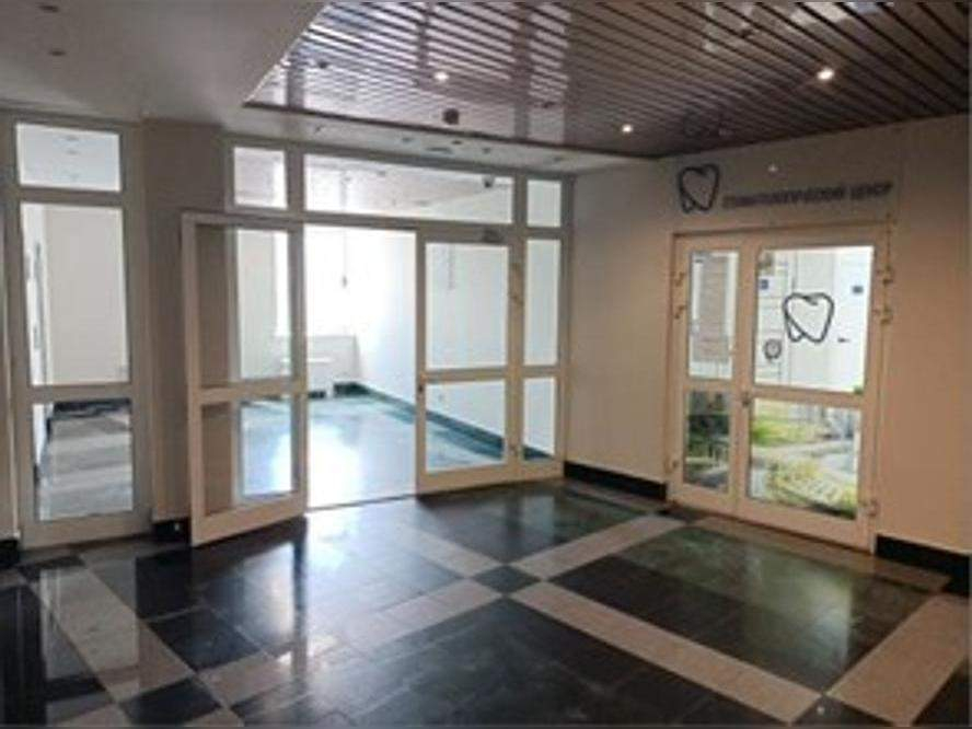 Фото: Торговое помещение 432 м2 в аренду test