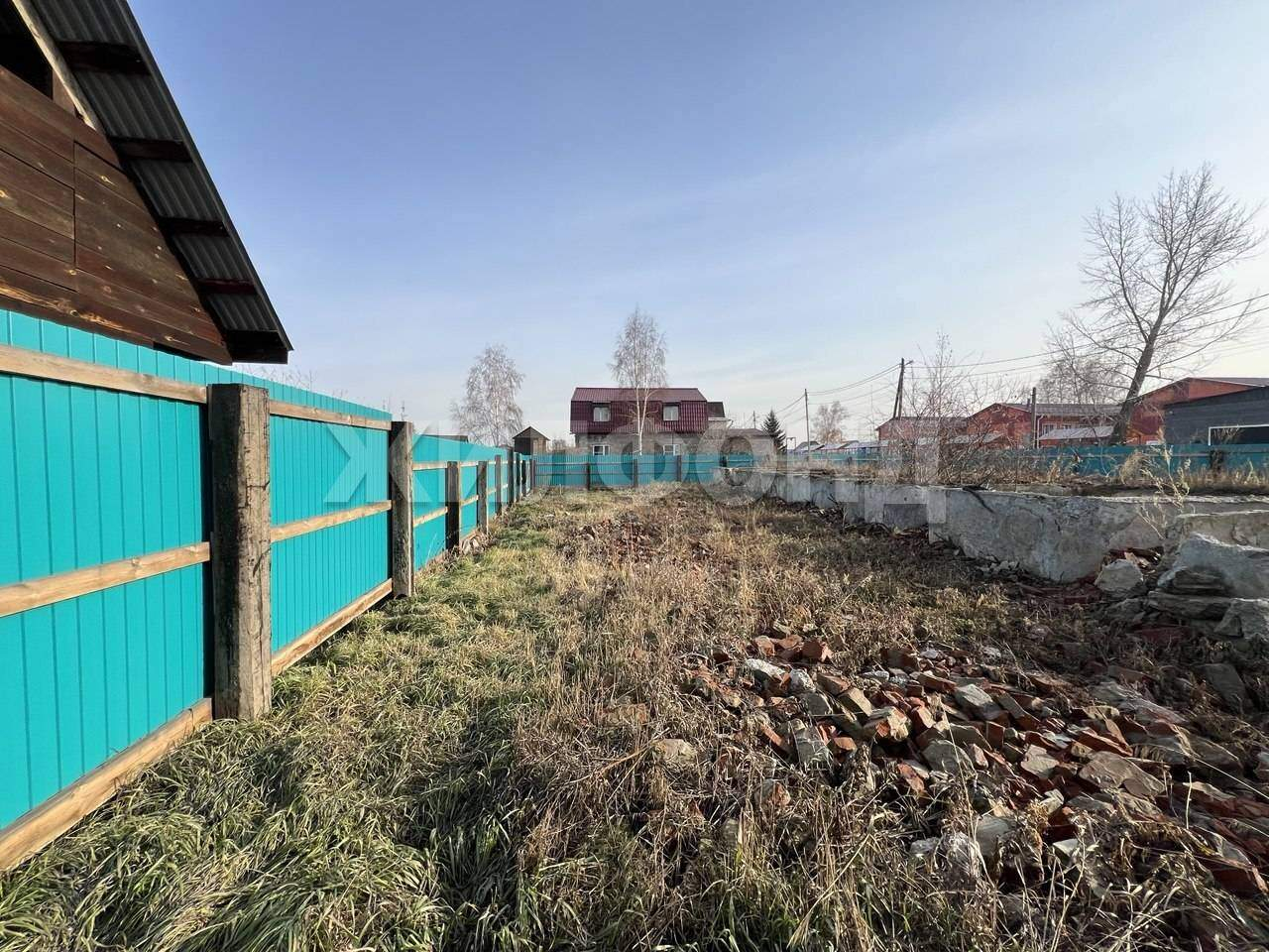 Продам земельный участок 851 м.кв.