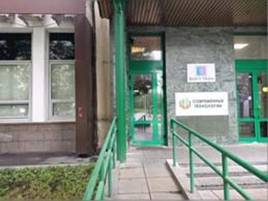 Фото: Торговое помещение 432 м2 в аренду test