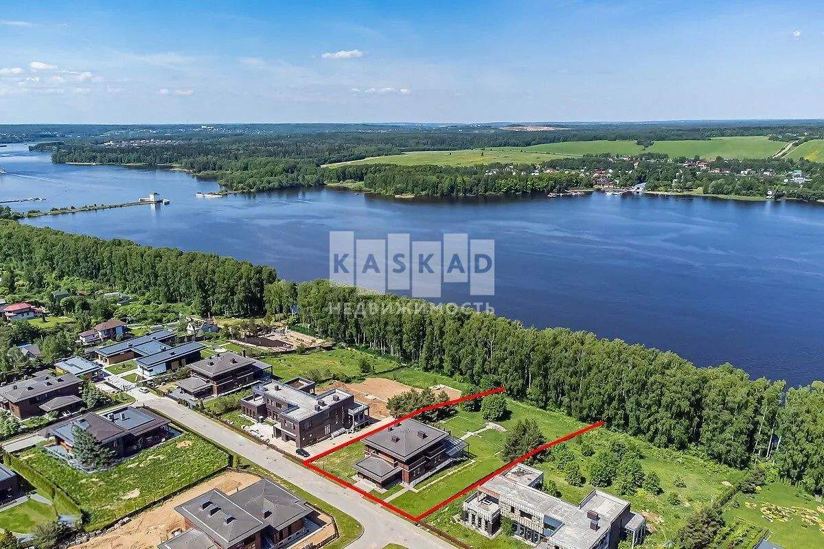 Дом на продажу в Хлябово, Икшинская улица, 4а фото №0