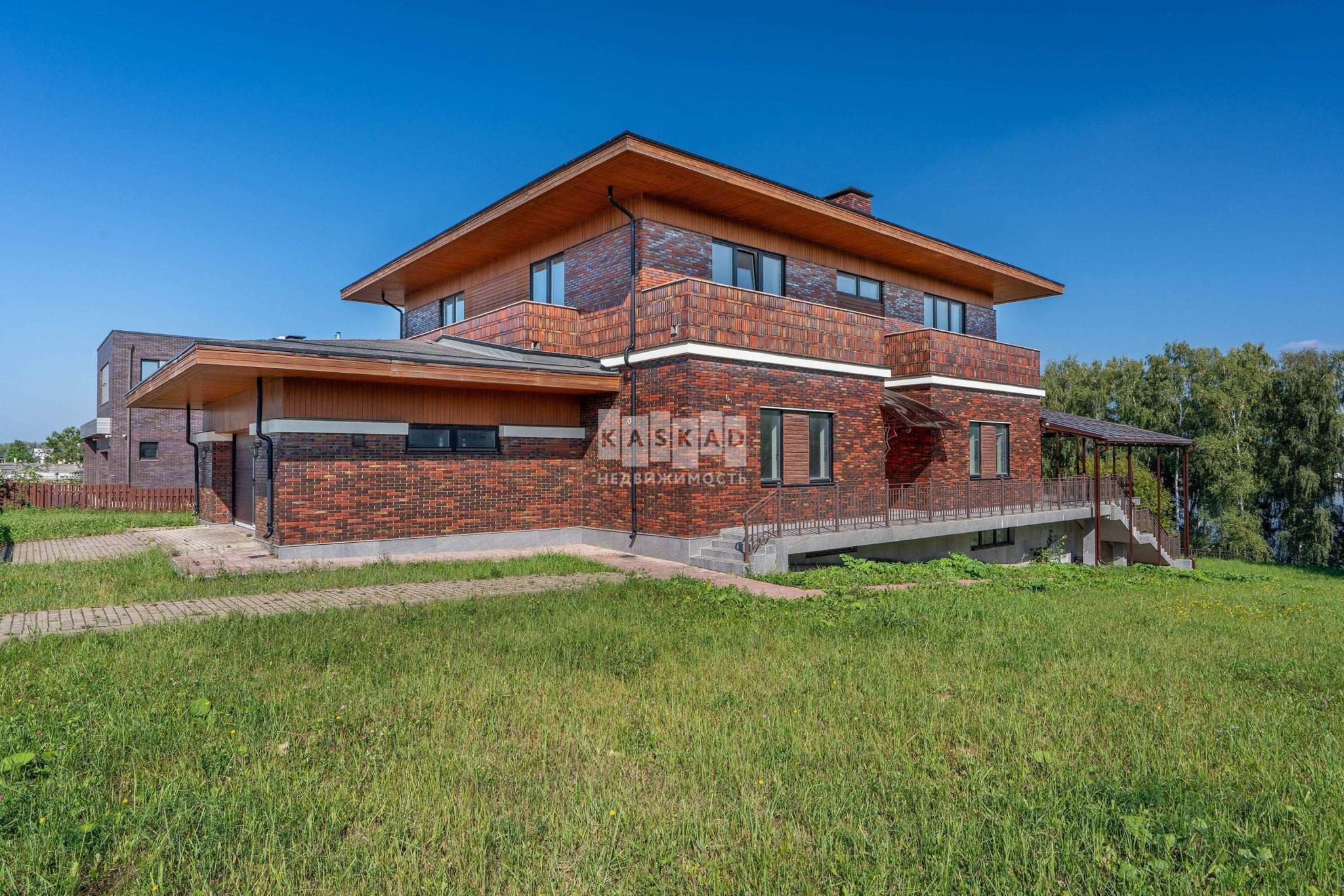 Дом на продажу в Хлябово, Икшинская улица, 4а фото №1