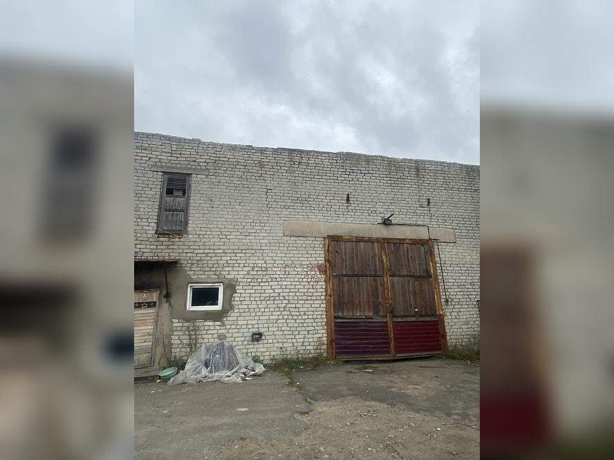 Помещение свободного назначения на продажу в Клинце, Московская улица, 82 фото №0