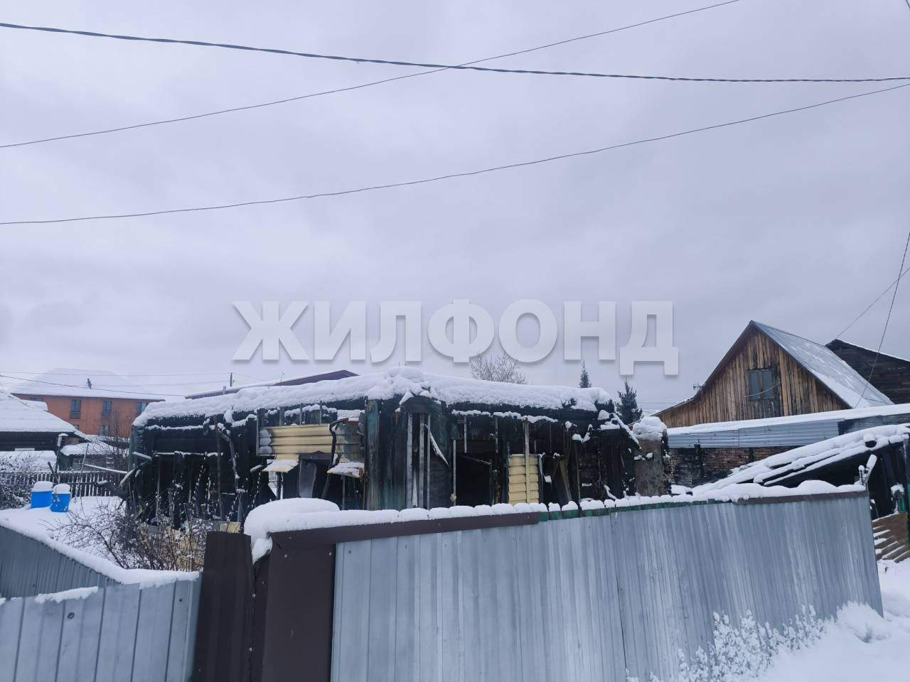 Продам земельный участок 490 м.кв.