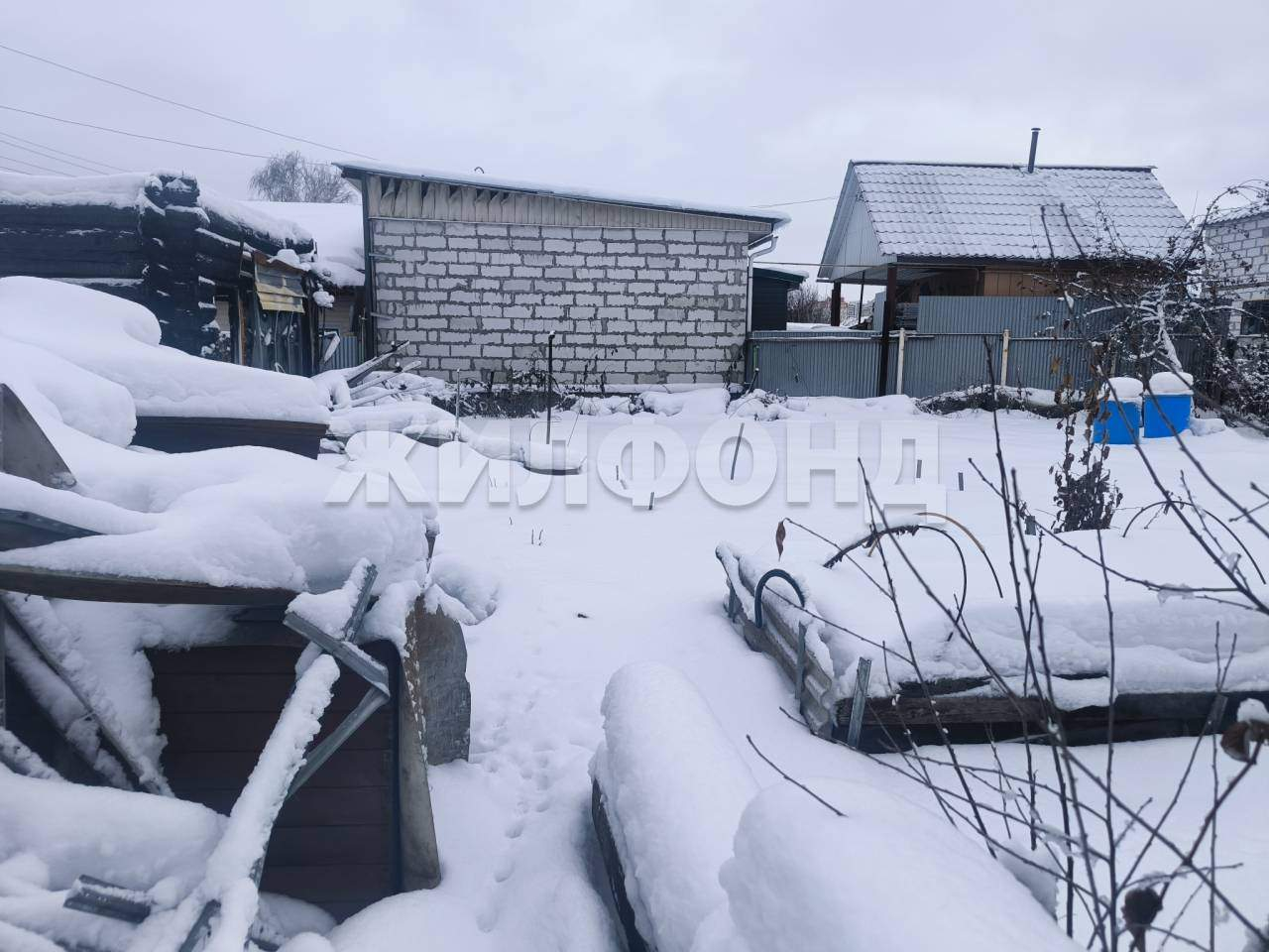 Продам земельный участок 490 м.кв.