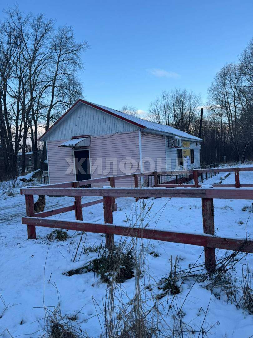 Продам земельный участок 1000 м.кв.