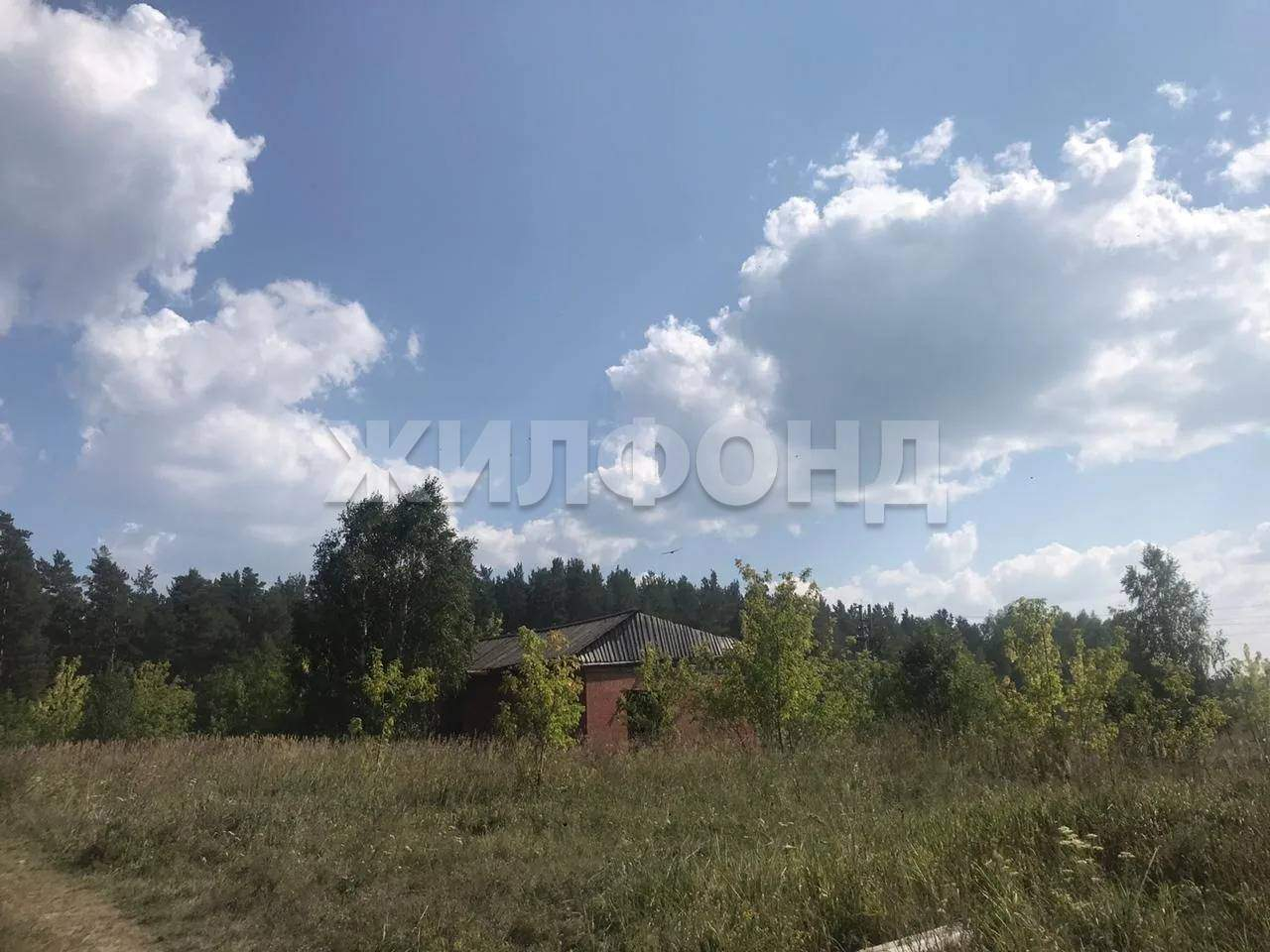 Продам земельный участок 7011 м.кв.