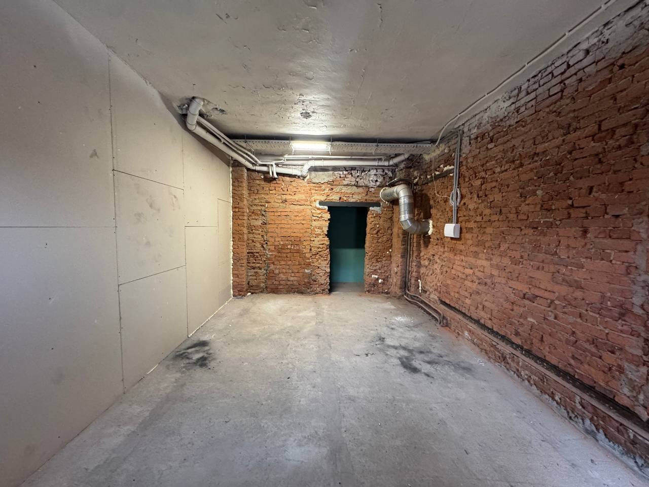 Продам помещение свободного назначения 26.2 м.кв.