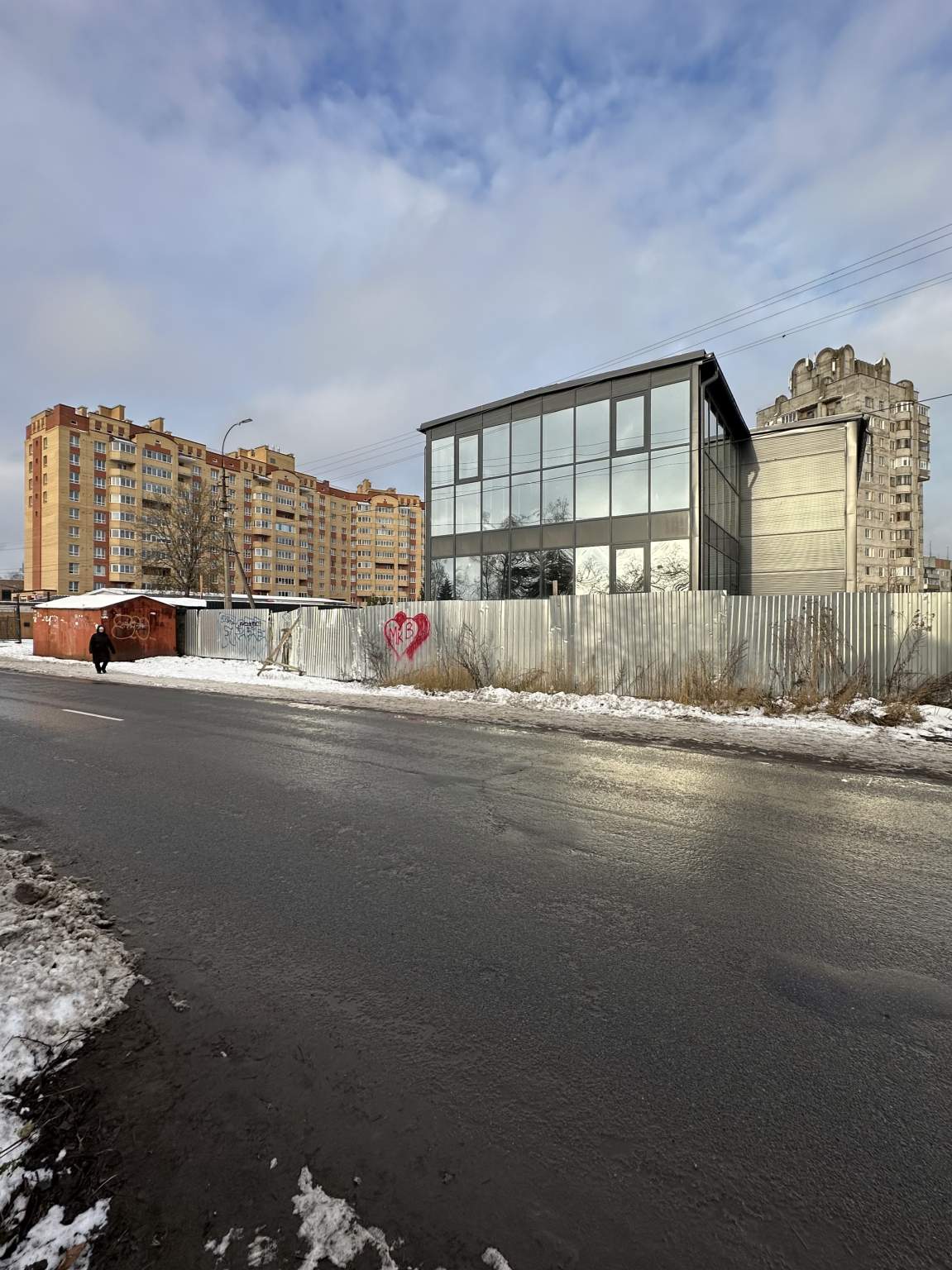 Продам торговое помещение 507.2 м.кв.