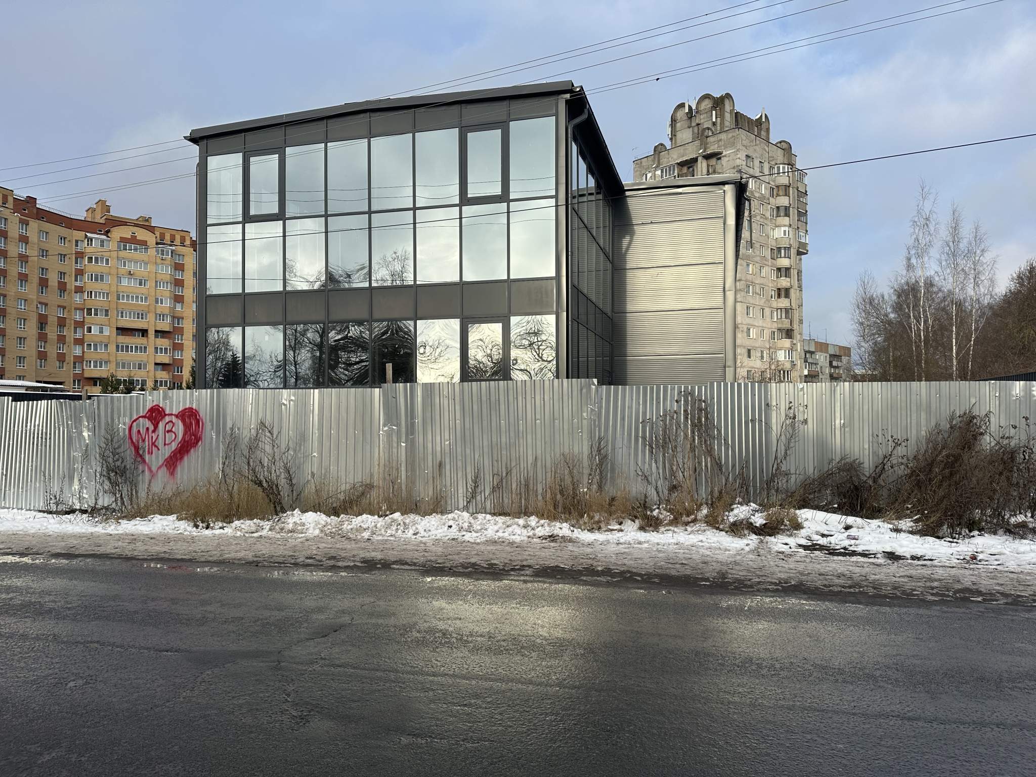Продам торговое помещение 507.2 м.кв.