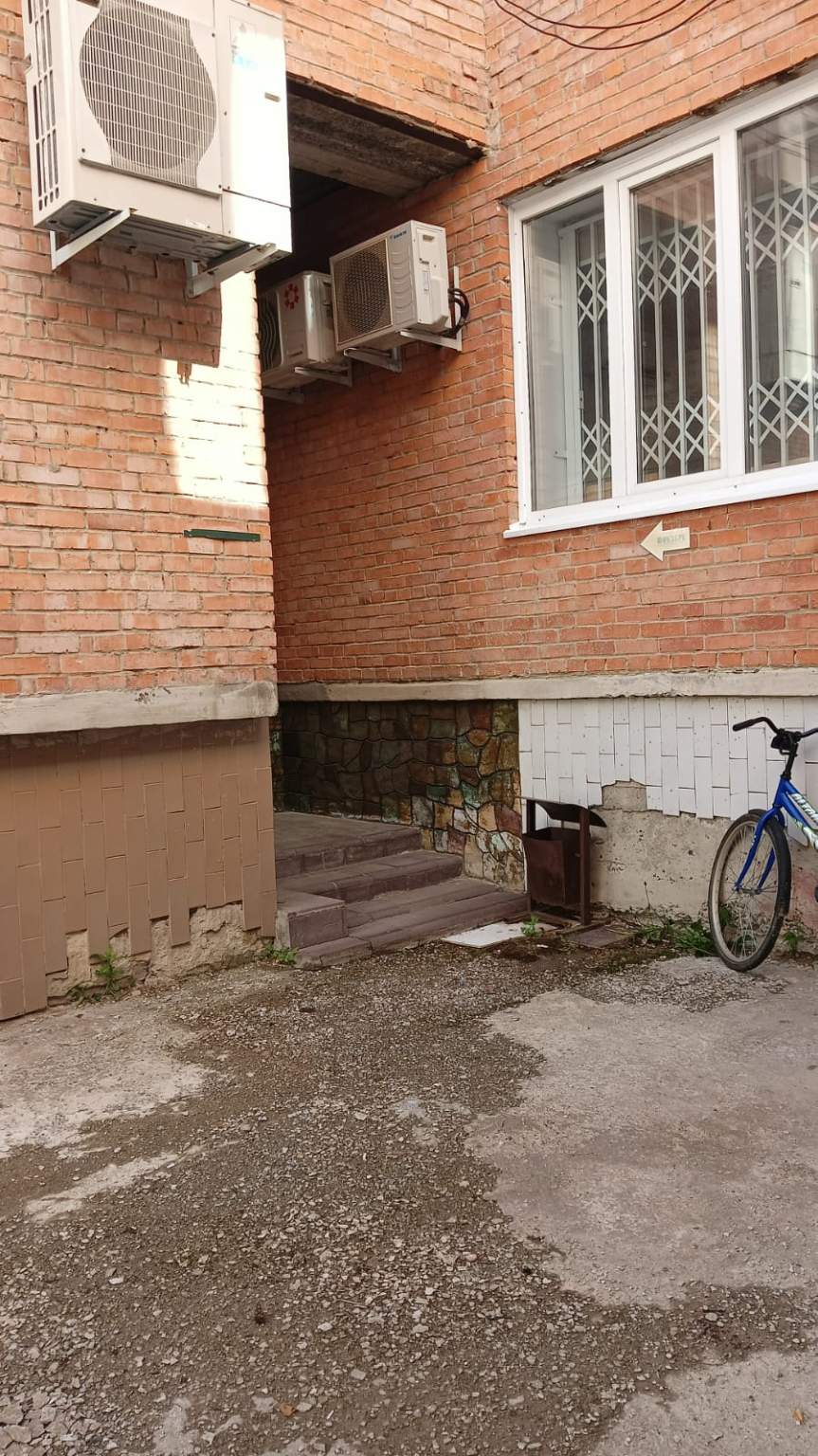 Фото: Помещение - г. Кедровый, 1 мкр test