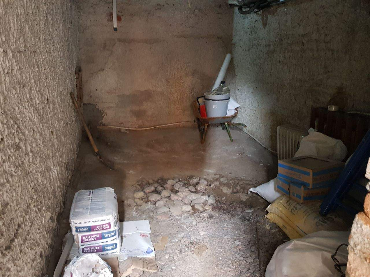 Продам офис 10.7 м.кв.