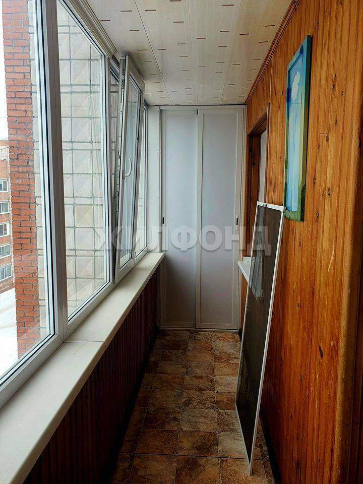 Квартира на продажу в Томске, Водяная улица, 8 фото №1