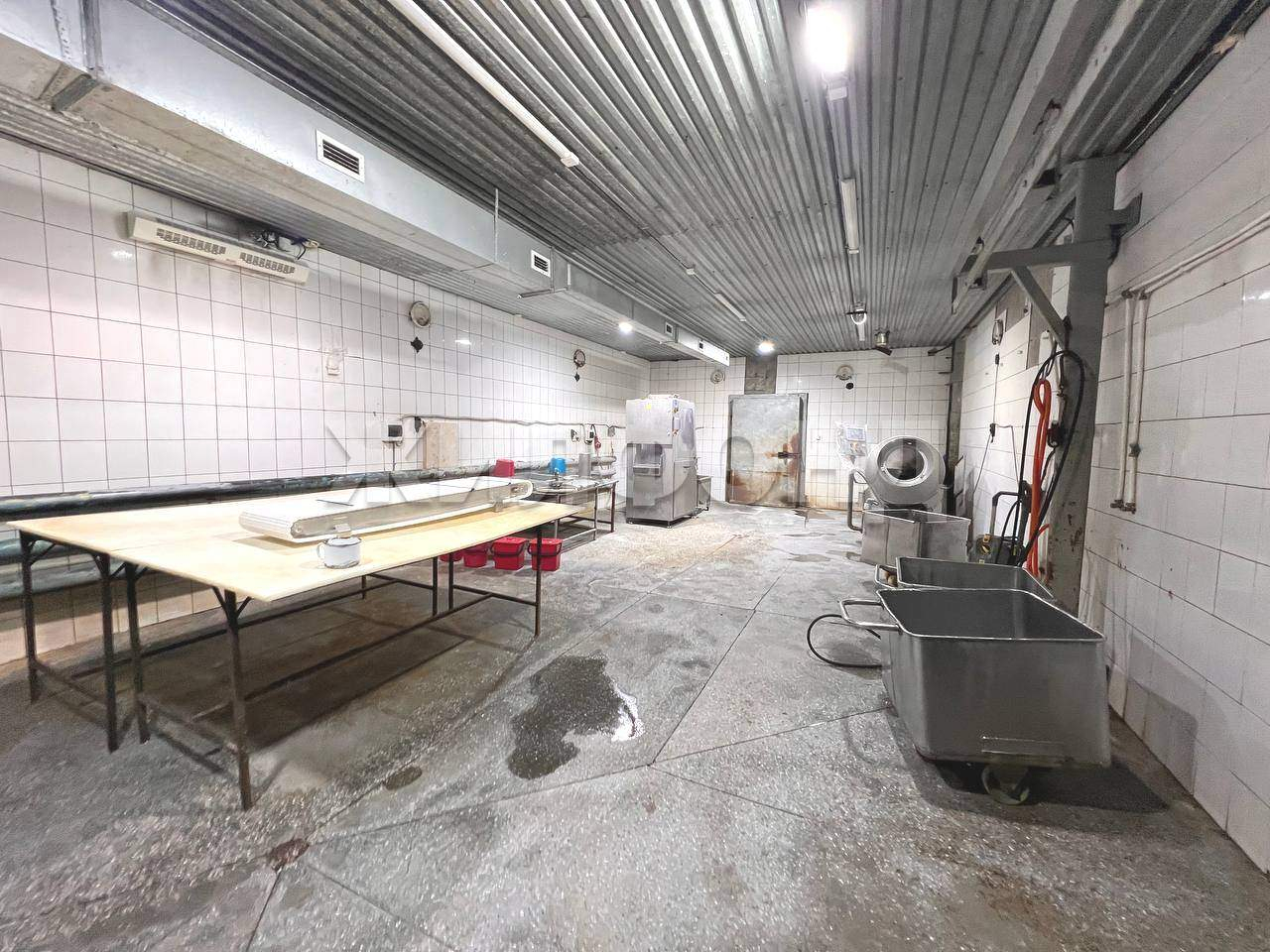 Продам производственное помещение 974 м.кв.