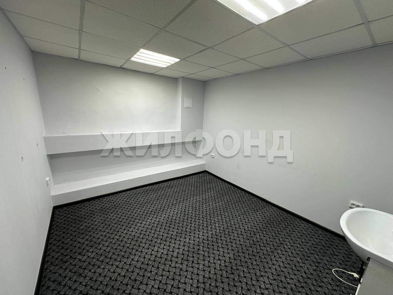 Продам офис 11 м.кв.