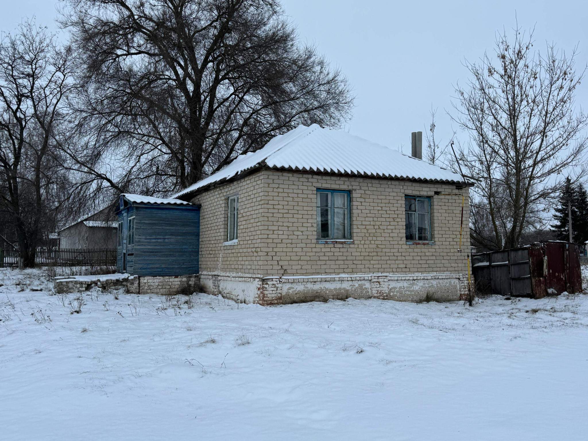 Продам торговое помещение 74.6 м.кв.