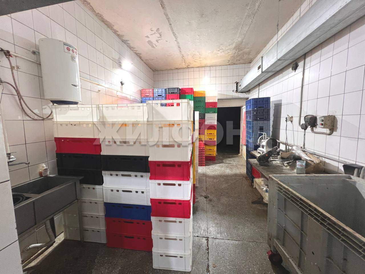 Продам производственное помещение 974 м.кв.