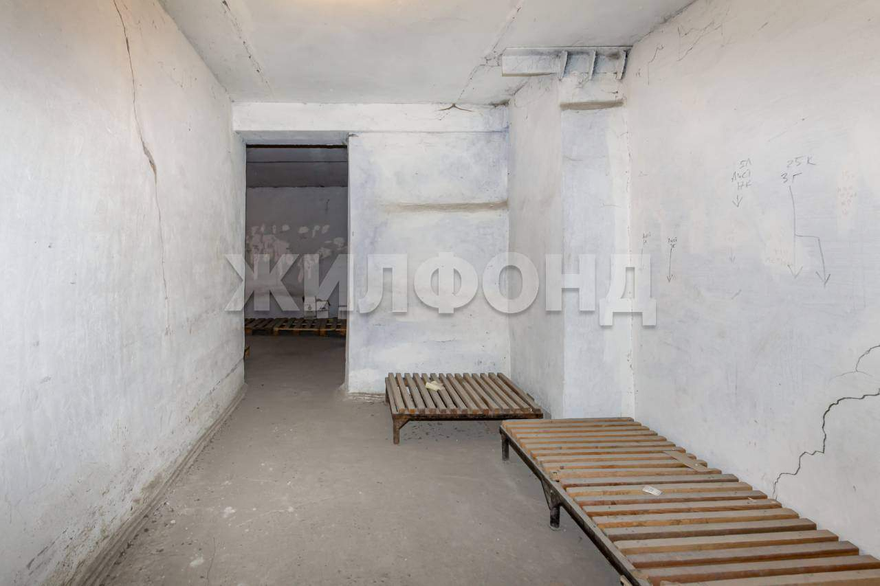 Продам помещение свободного назначения 802 м.кв.