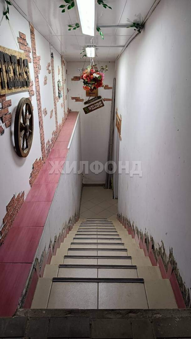 Продам помещение свободного назначения 131 м.кв.