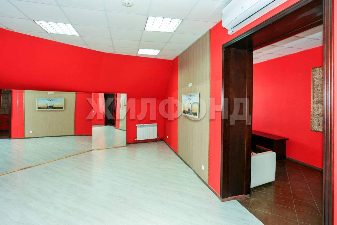 Продам помещение свободного назначения 445 м.кв.