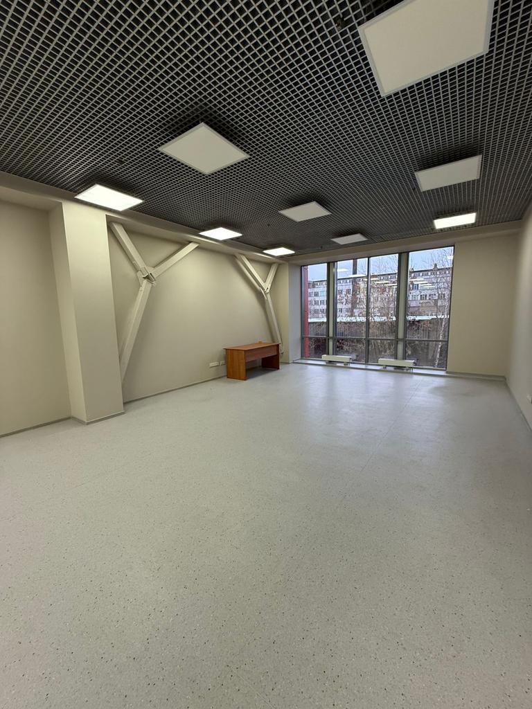 Сдам в аренду офис 81.9 м.кв.