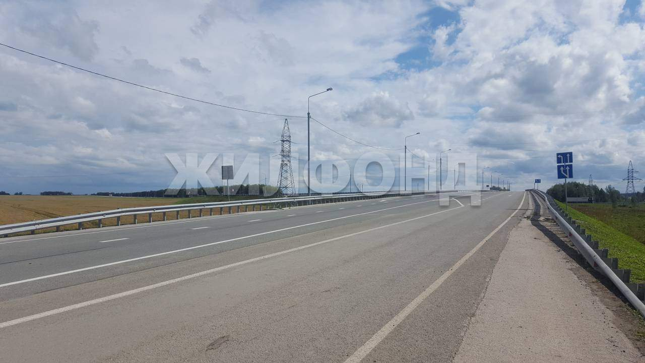 Продам земельный участок 144200 м.кв.