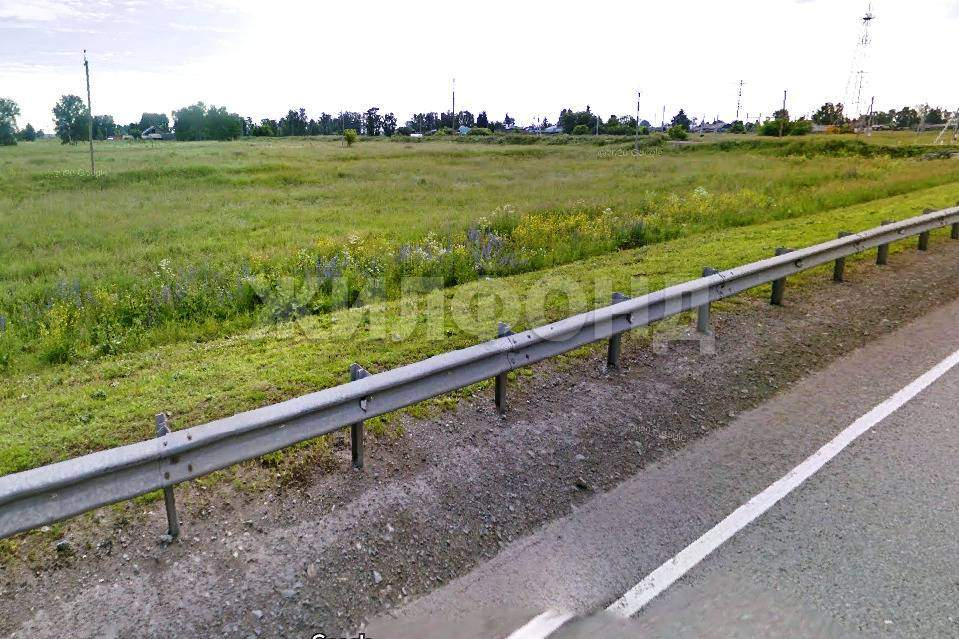 Продам земельный участок 2500 м.кв.