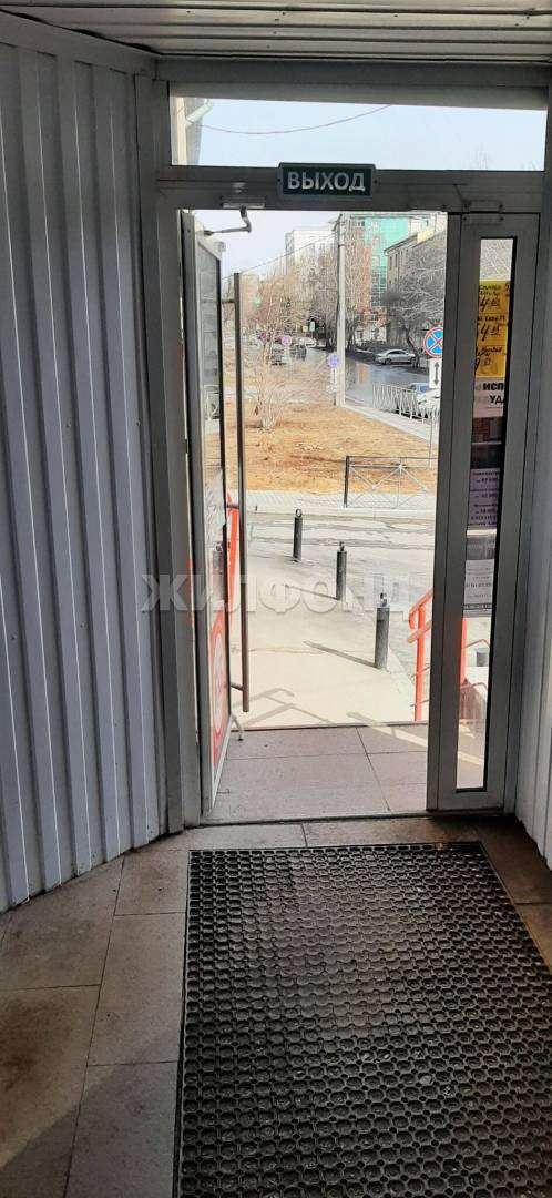 Фото: Торговое помещение 240 м2 test