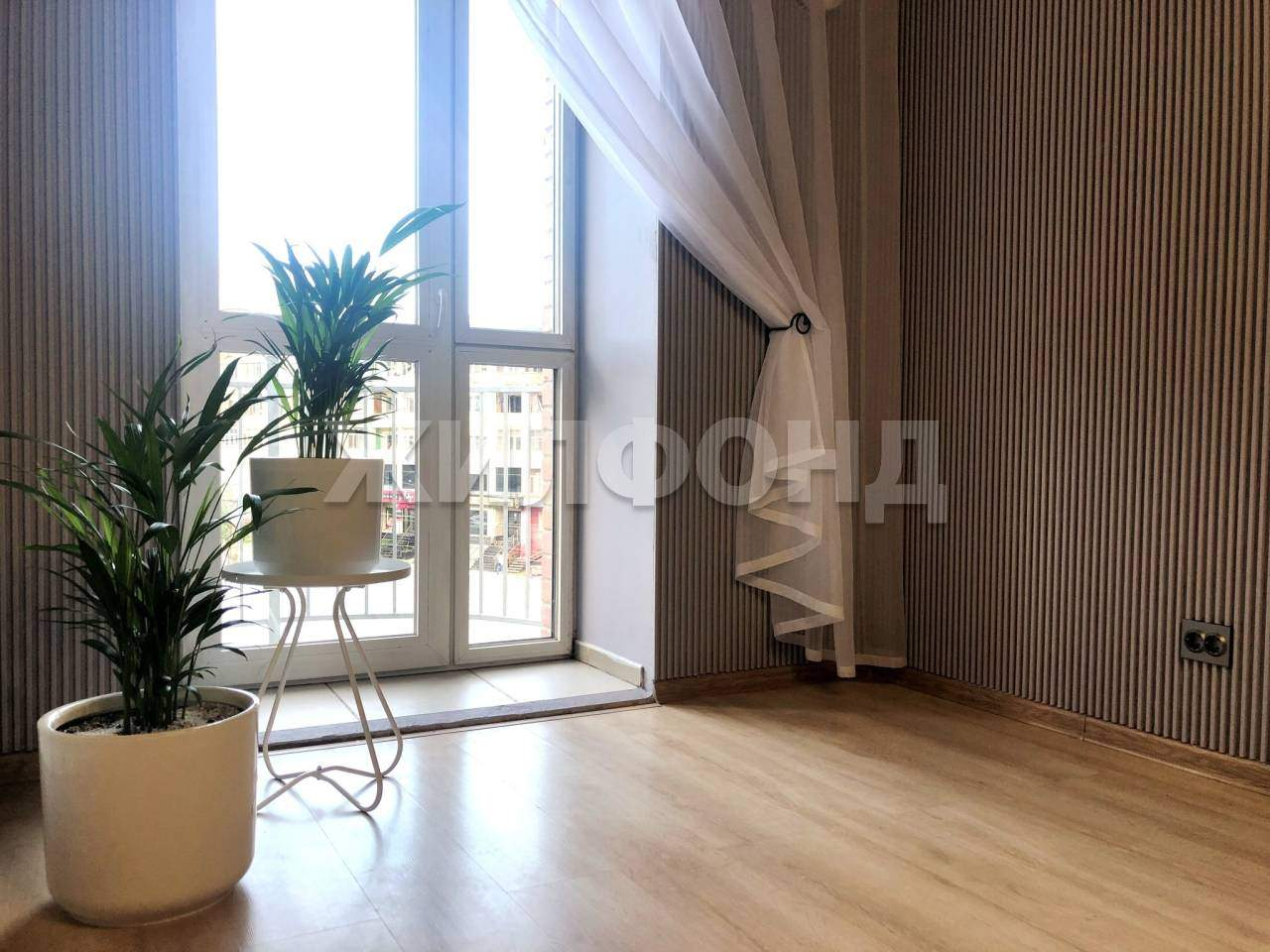 Фото: Продажа офиса 15 м2 test