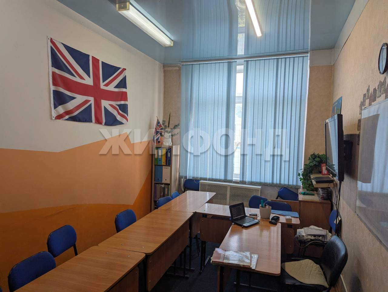 Фото: Продажа офиса 58 м2 test