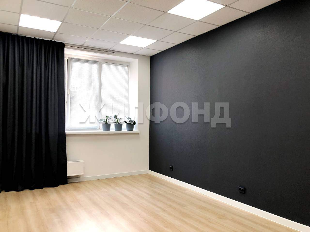 Фото: Продажа офиса 19 м2 test