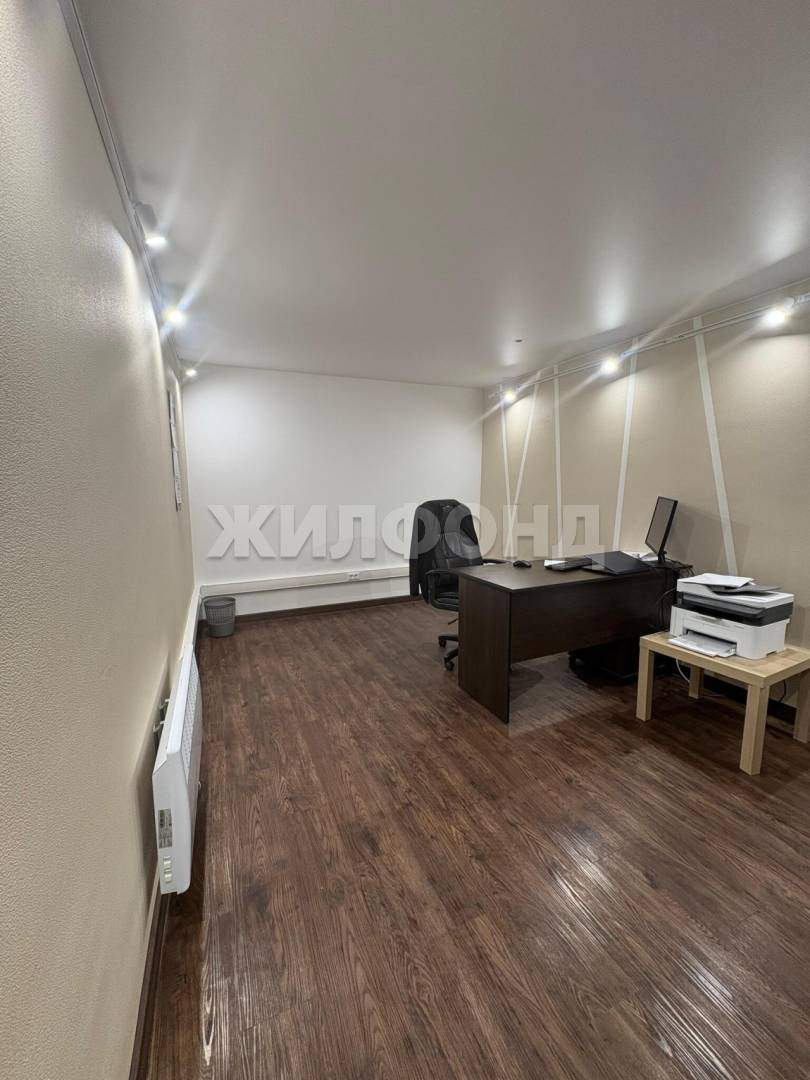 Фото: Продажа офиса 130 м2 test