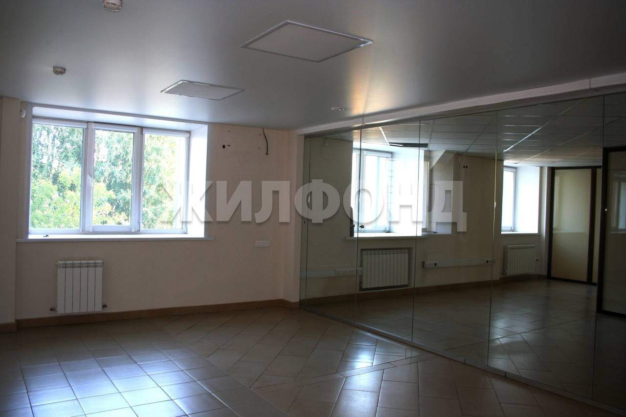 Фото: Продажа офиса 185 м2 test