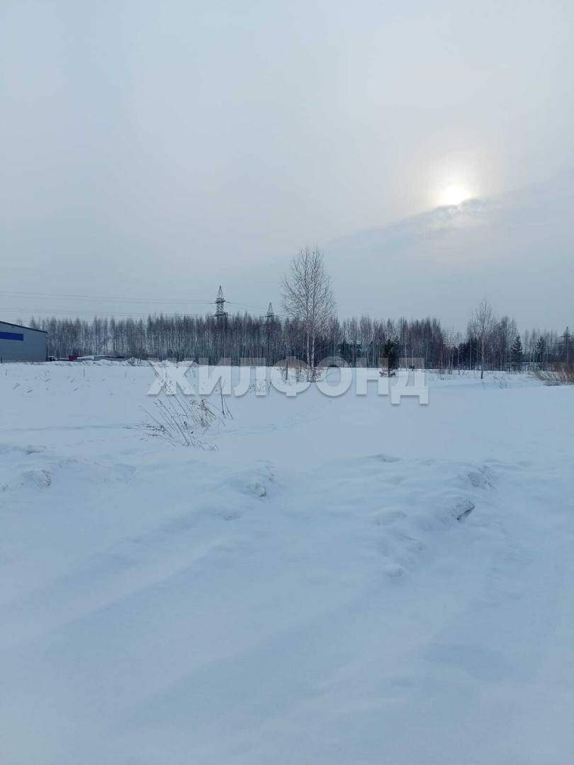 Продам земельный участок 915 м.кв.