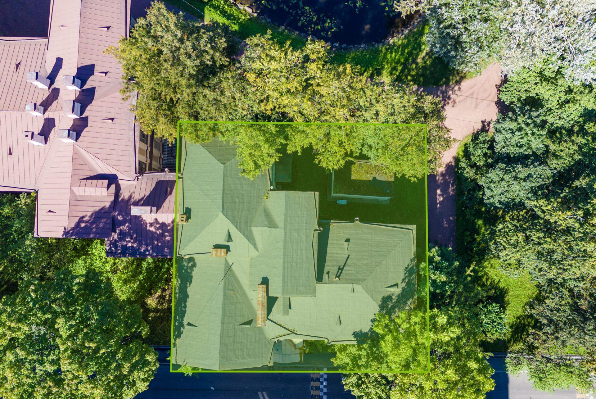 Продам торговое помещение 837.2 м.кв.