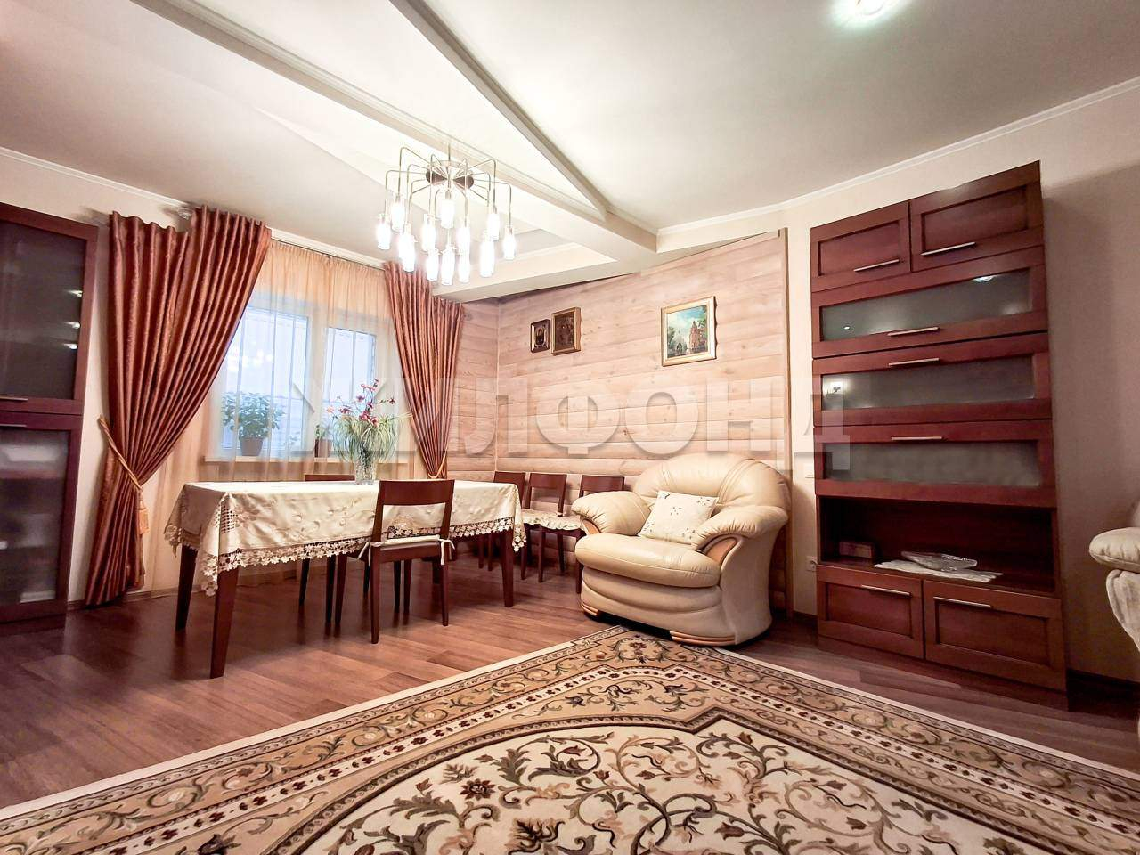 Дом на продажу в Барнауле, Червонная улица фото №0