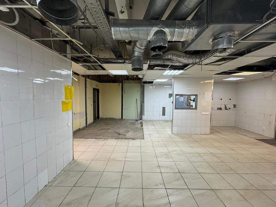 Фото: Торговое помещение 117.5 м2 test