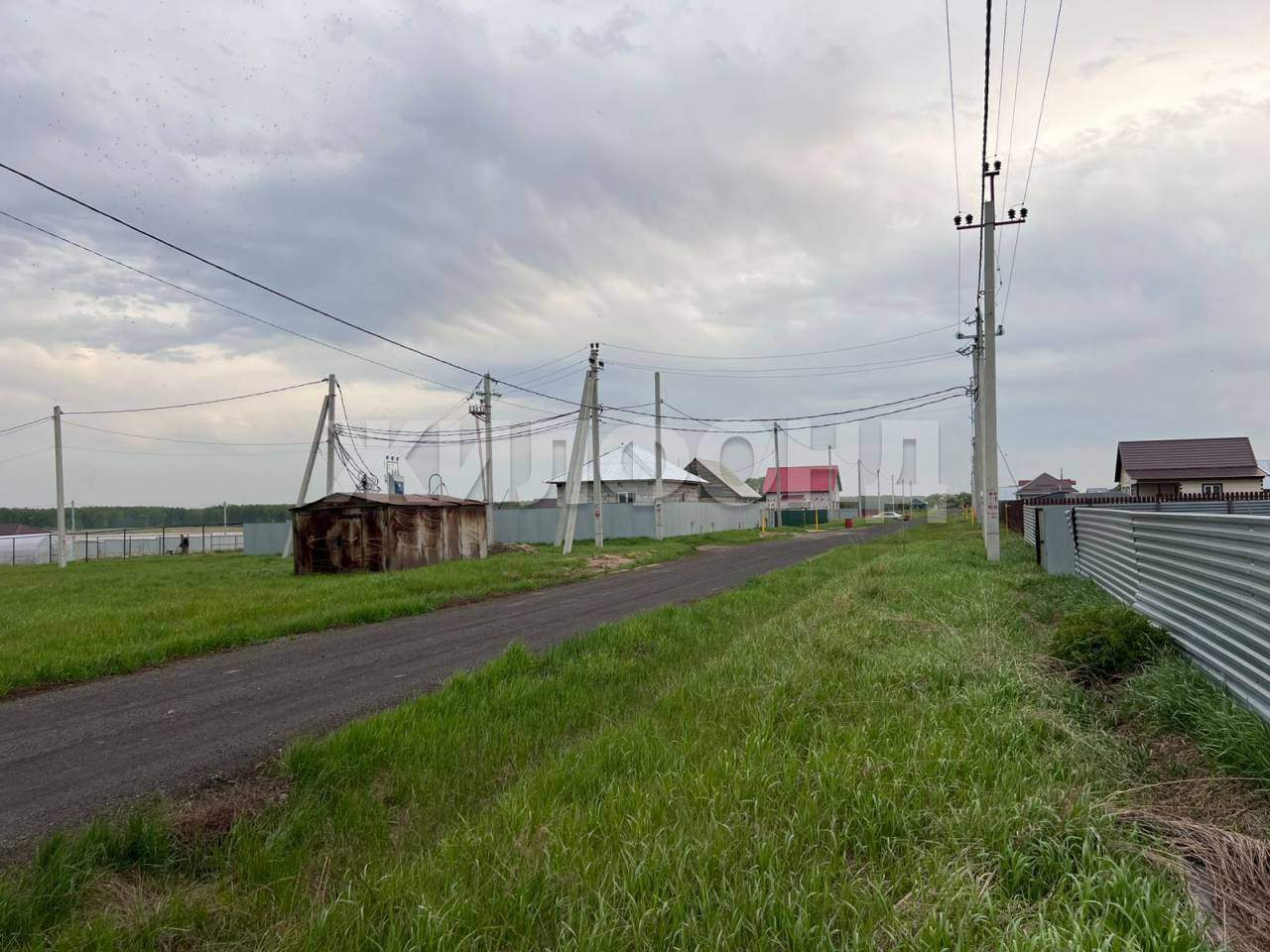 Продам земельный участок 750 м.кв.