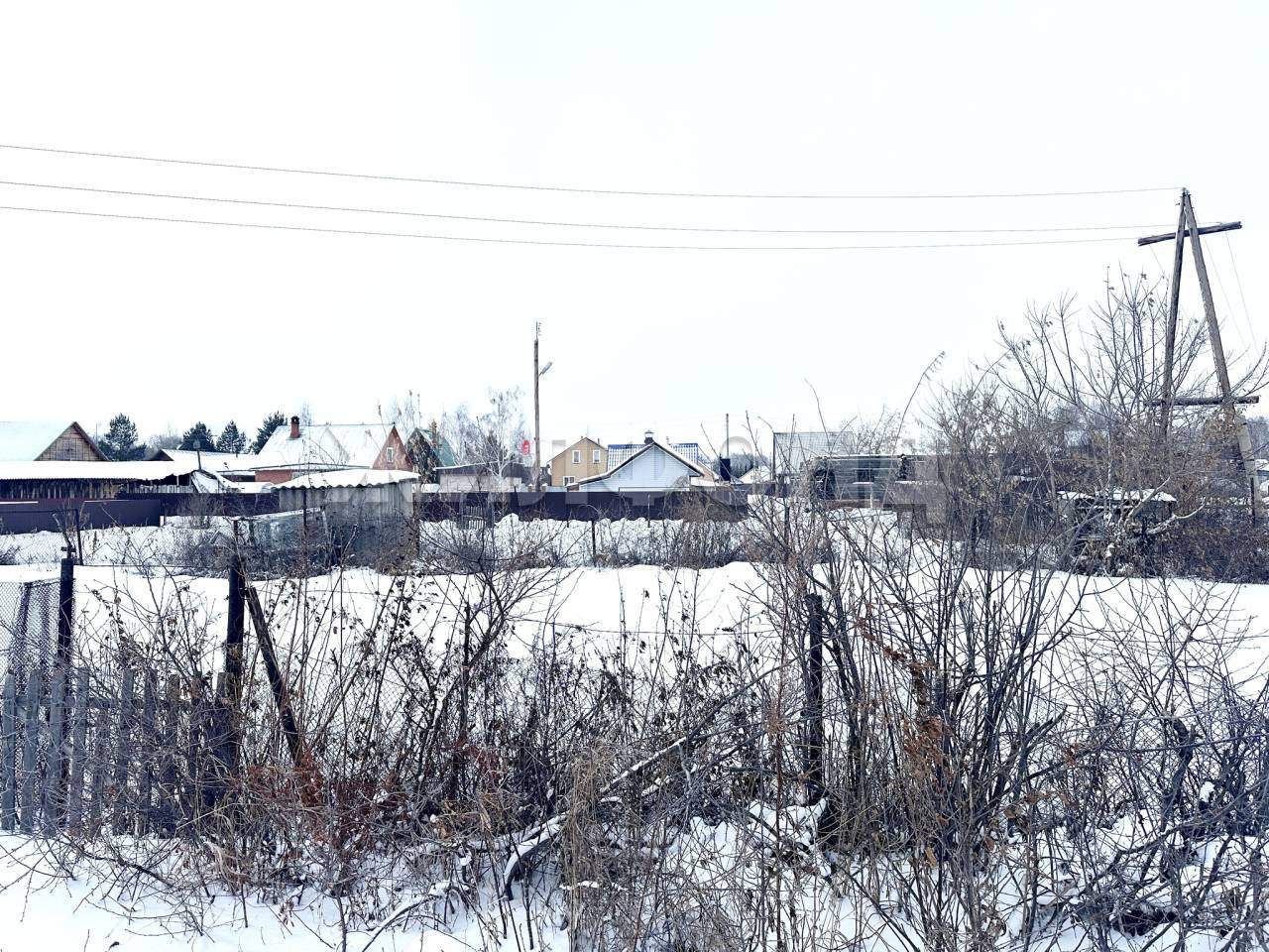 Продам земельный участок 600 м.кв.