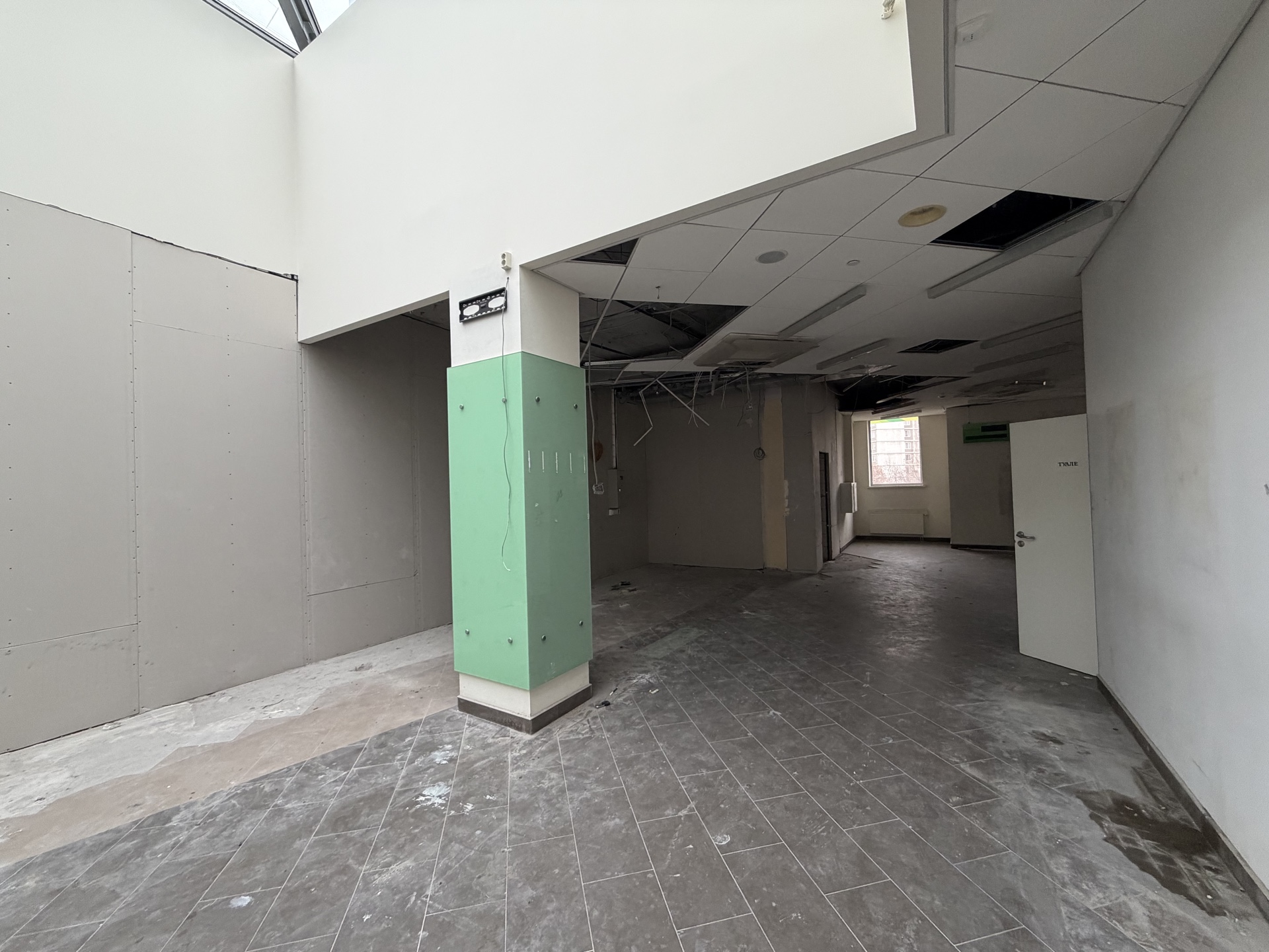 Сдам в аренду помещение свободного назначения 456.2 м.кв.