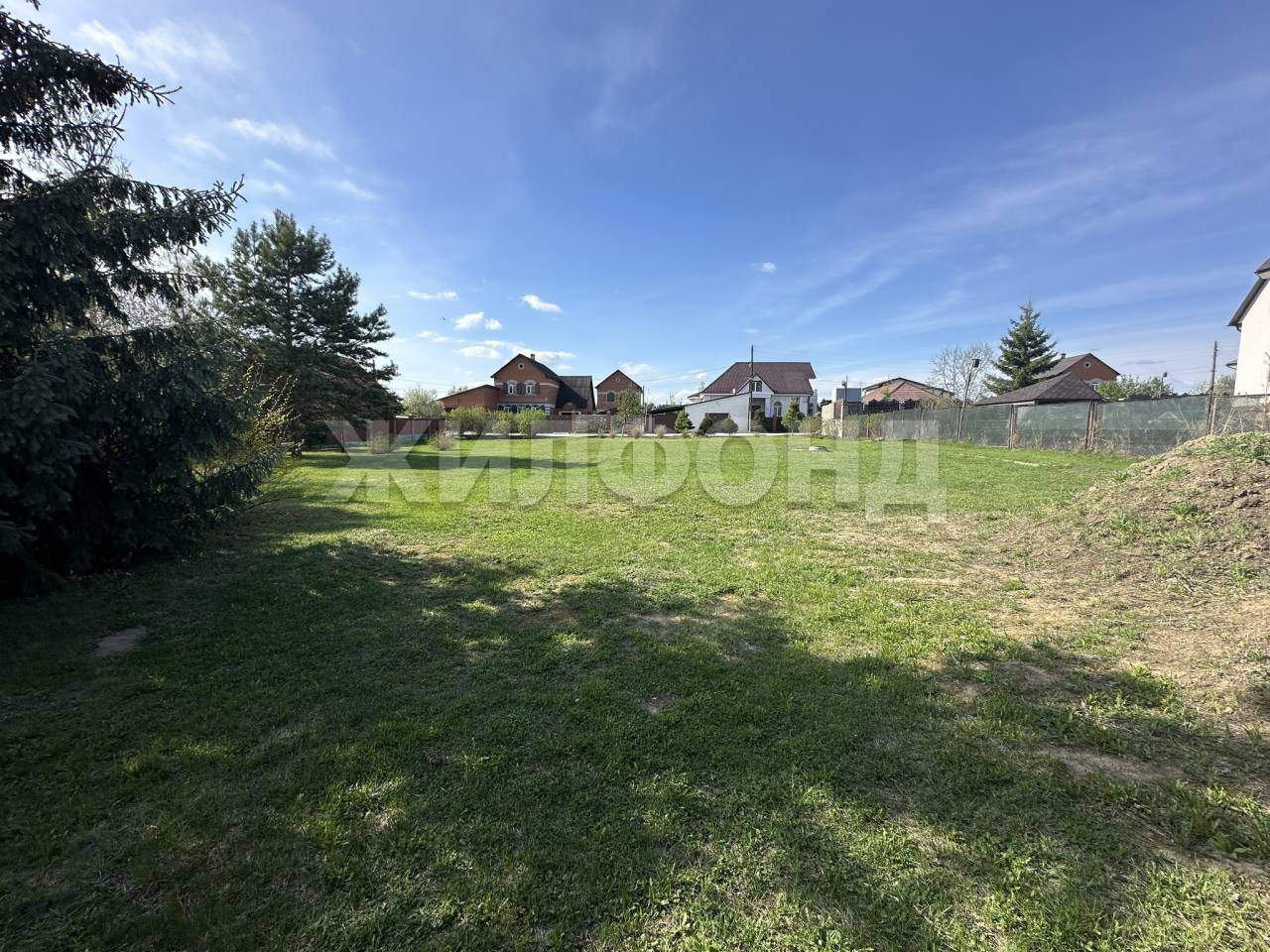 Продам земельный участок 1915 м.кв.