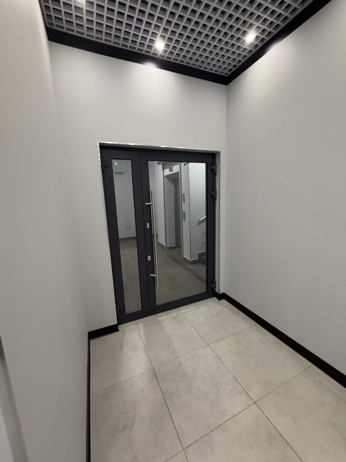 Сдам в аренду помещение свободного назначения 456.2 м.кв.