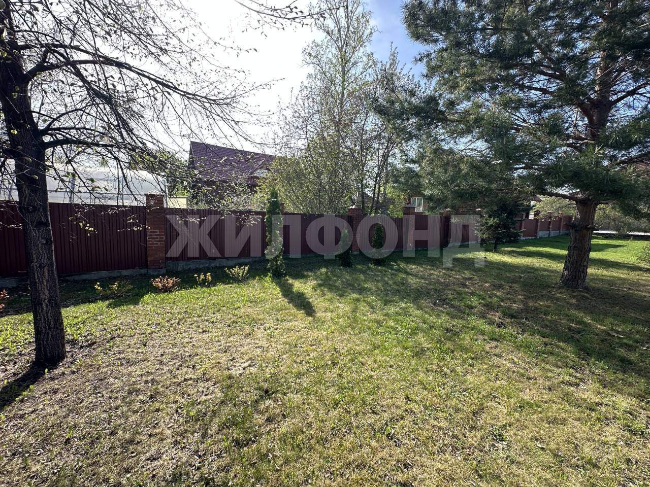 Продам земельный участок 1915 м.кв.