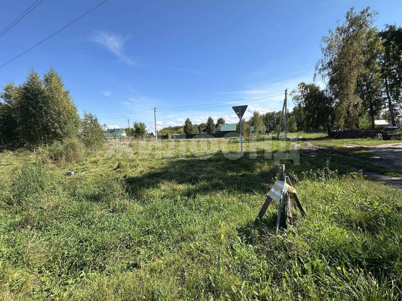 Продам земельный участок 1615 м.кв.