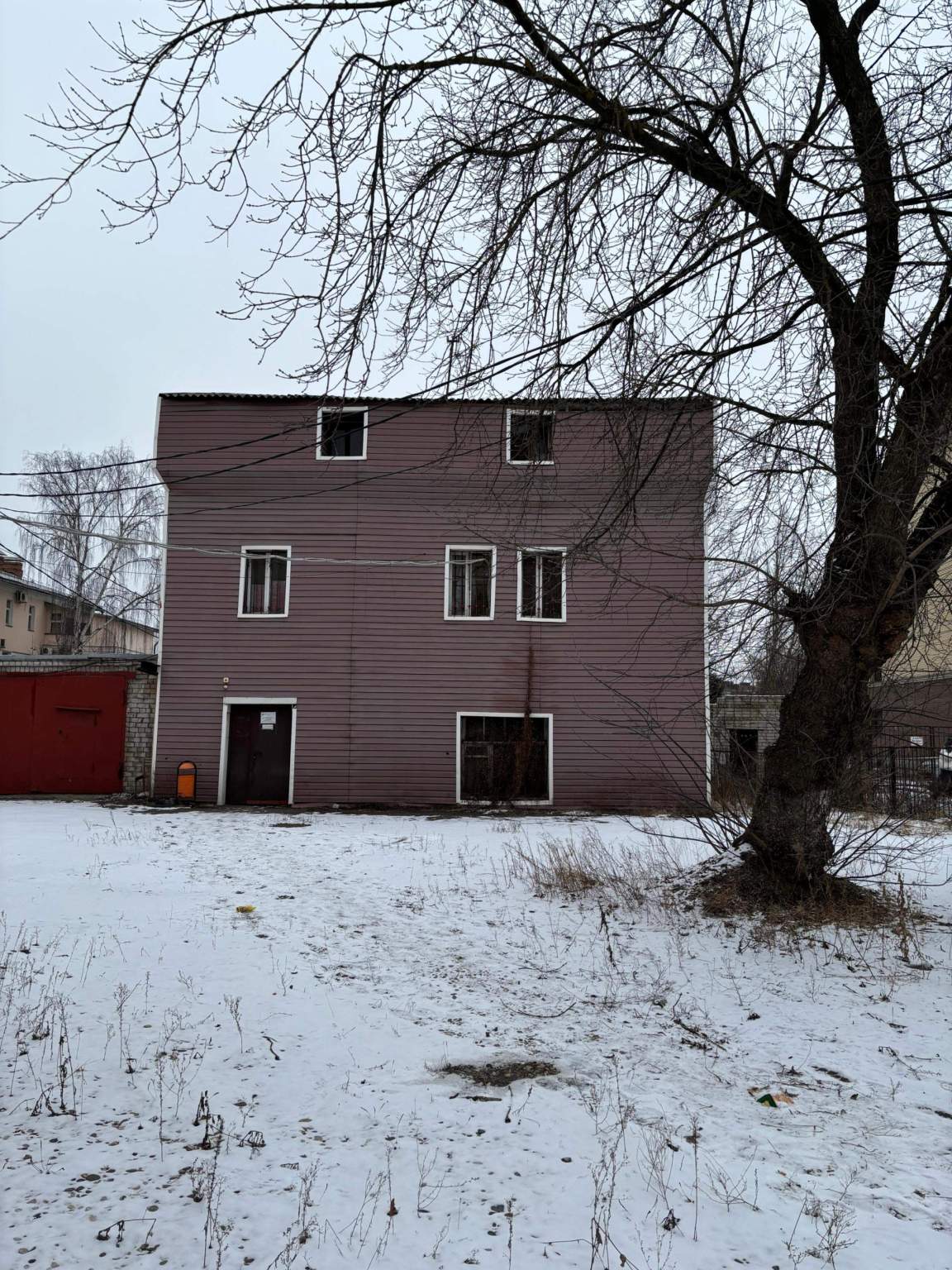 Продам торговое помещение 1993.8 м.кв.