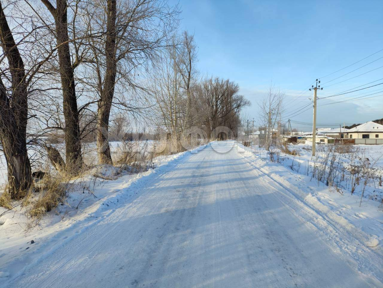 Продам земельный участок 788 м.кв.