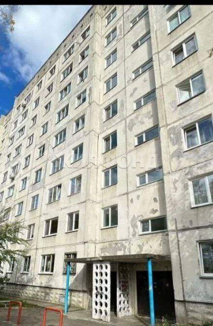 Квартира на продажу в Сосновоборске, Энтузиастов улица, 33 фото №1
